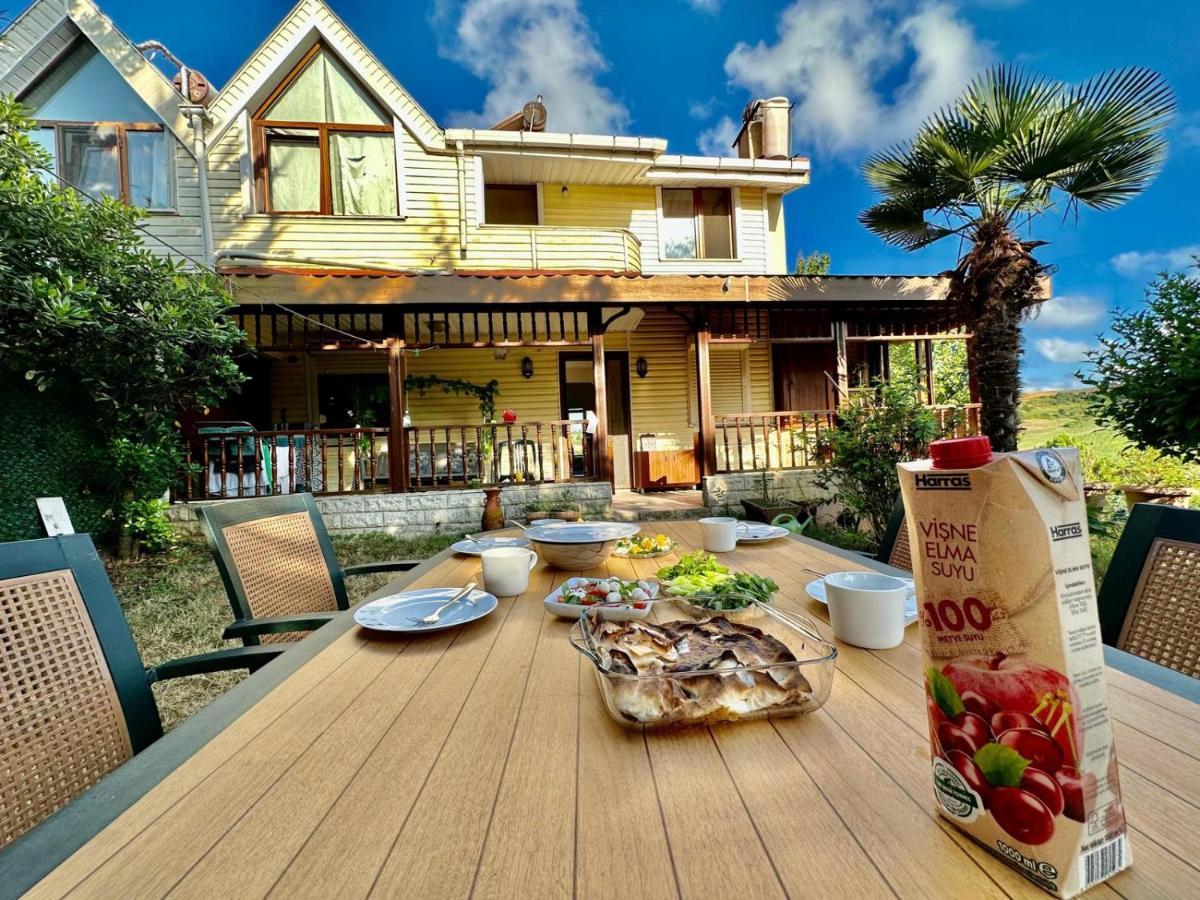 Otantik Havalimanina Yakin Villa Arnavutkoy Extérieur photo